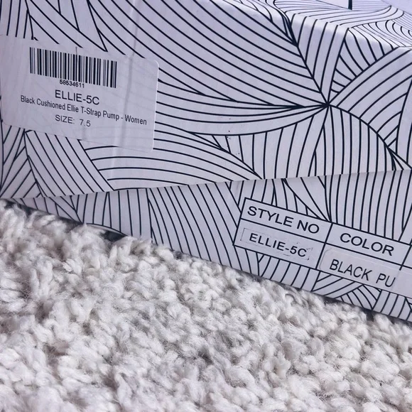 WOMENS CHASE AND CHLOE BLACK HEELS SIZE 7.5 GUC - Picture 13 of 13